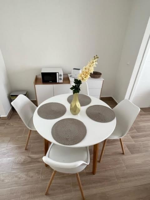 Appartement Eb By Zanis à Torrevieja Extérieur photo